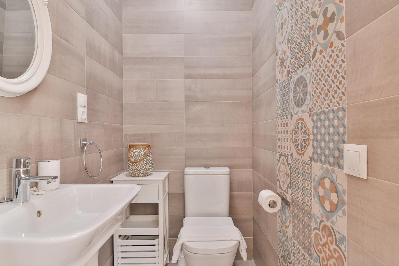 Flat 2 Bedrooms In The City Center Малага Экстерьер фото